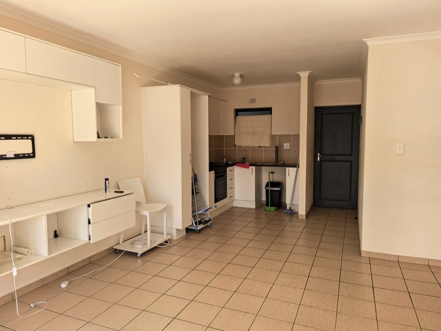 2 Bedroom Property for Sale in Parklands East Western Cape